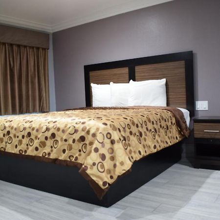 Willow Tree Inn & Suites Лос-Анджелес Екстер'єр фото